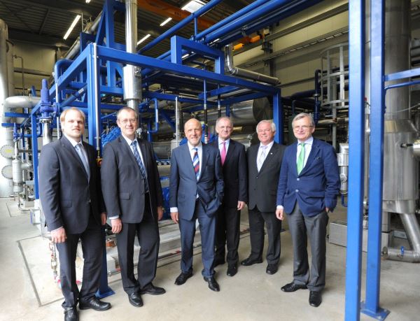 Eröffnung der Kohlendioxid-Produktion in Frankfurt-Höchst