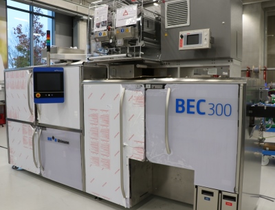Die BEC 300 ist eine kompakte Kombination aus Blister- und Kartoniermodul. Bei Rottendorf Pharma werden fünf neue Linien installiert, vier davon sind BEC 300