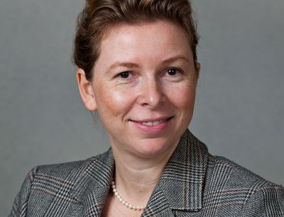 Dr. Claudia Roth, Diplom-Ingenieurin Verfahrenstechnik bei Vetter