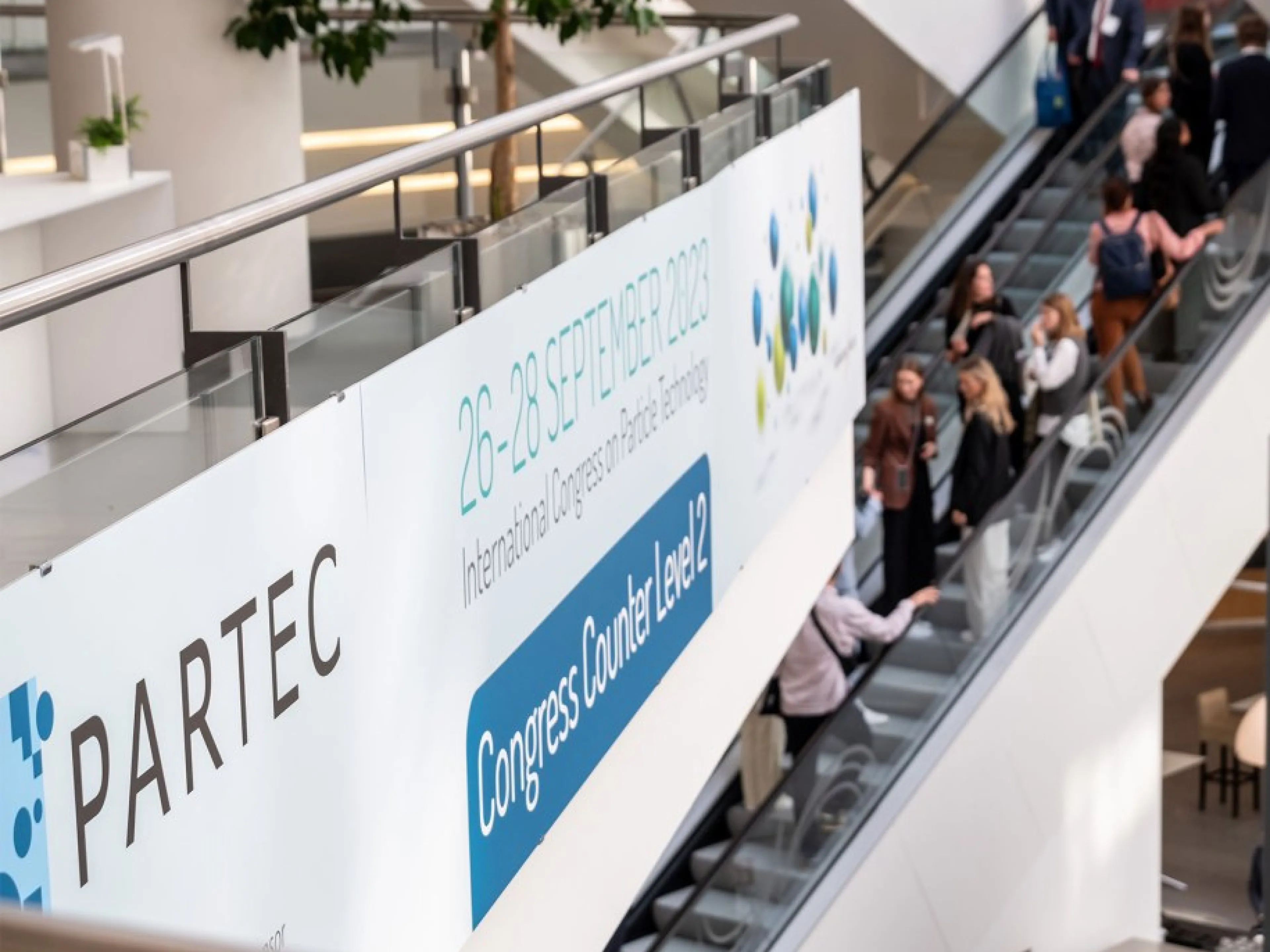 Die Partec 2025 bringt rund 500 Fachleute zur Partikeltechnologie nach Nürnberg, Bild: Nürnberg Messe/ Thomas Geiger Die Partec 2025 bringt rund 500 Fachleute zur Partikeltechnologie nach Nürnberg - mit 400 Beiträgen, Nachwuchspreisen und starken Impulsen für die Zukunft