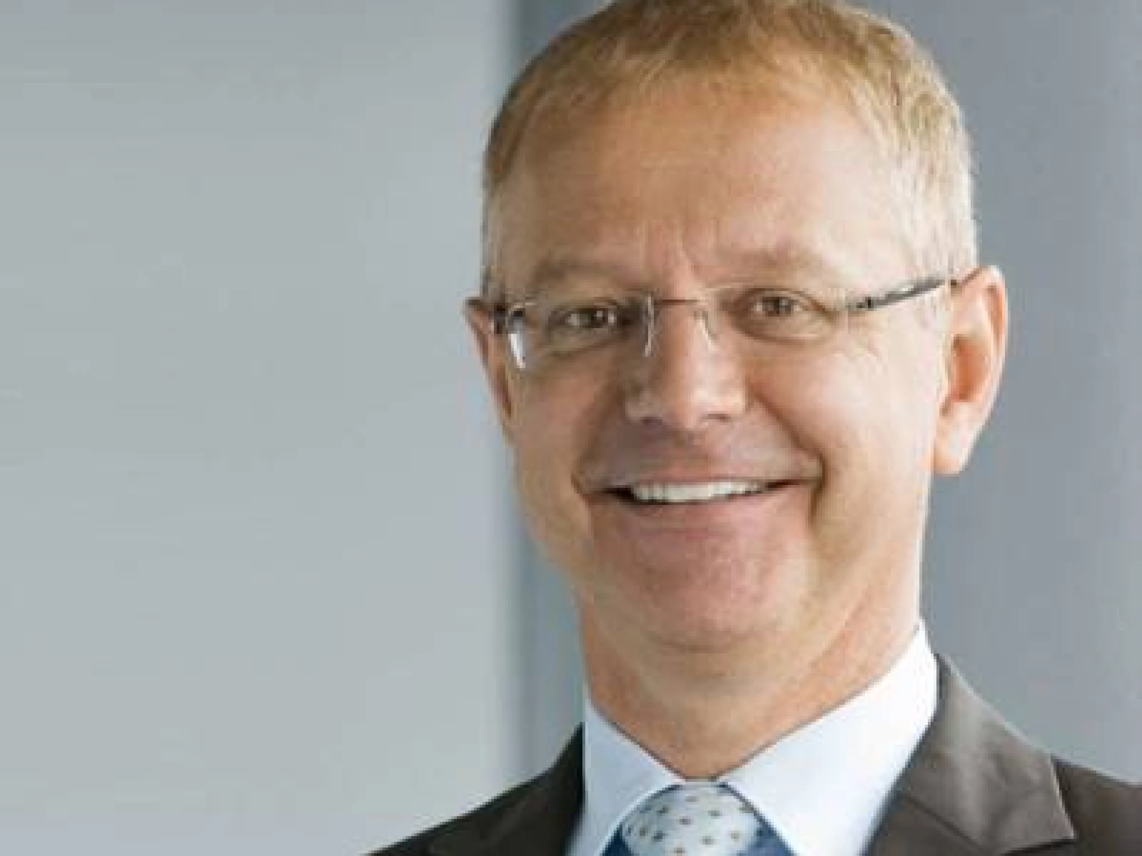 Dr. Christian Fischer