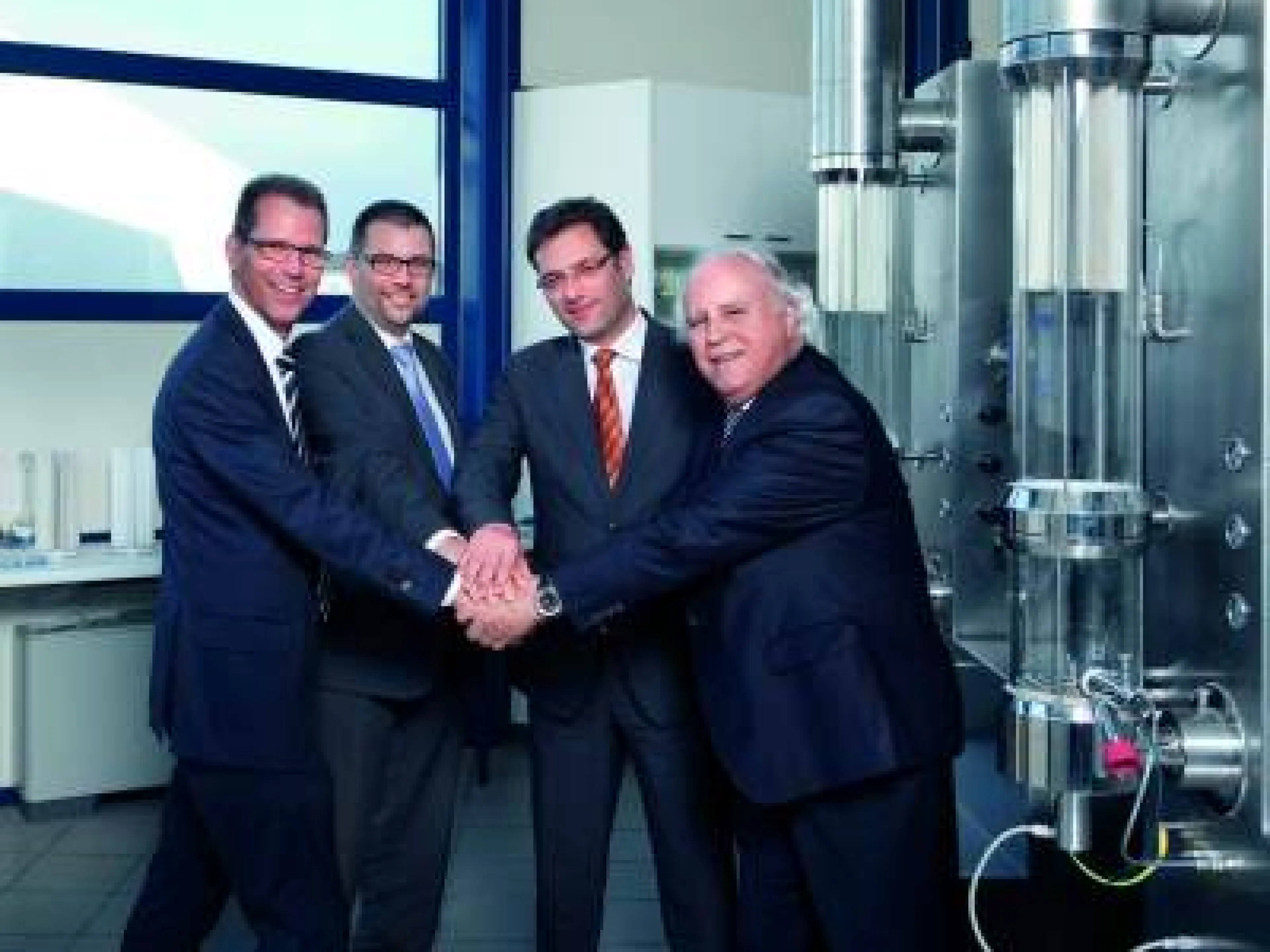 Management von Romaco Innojet