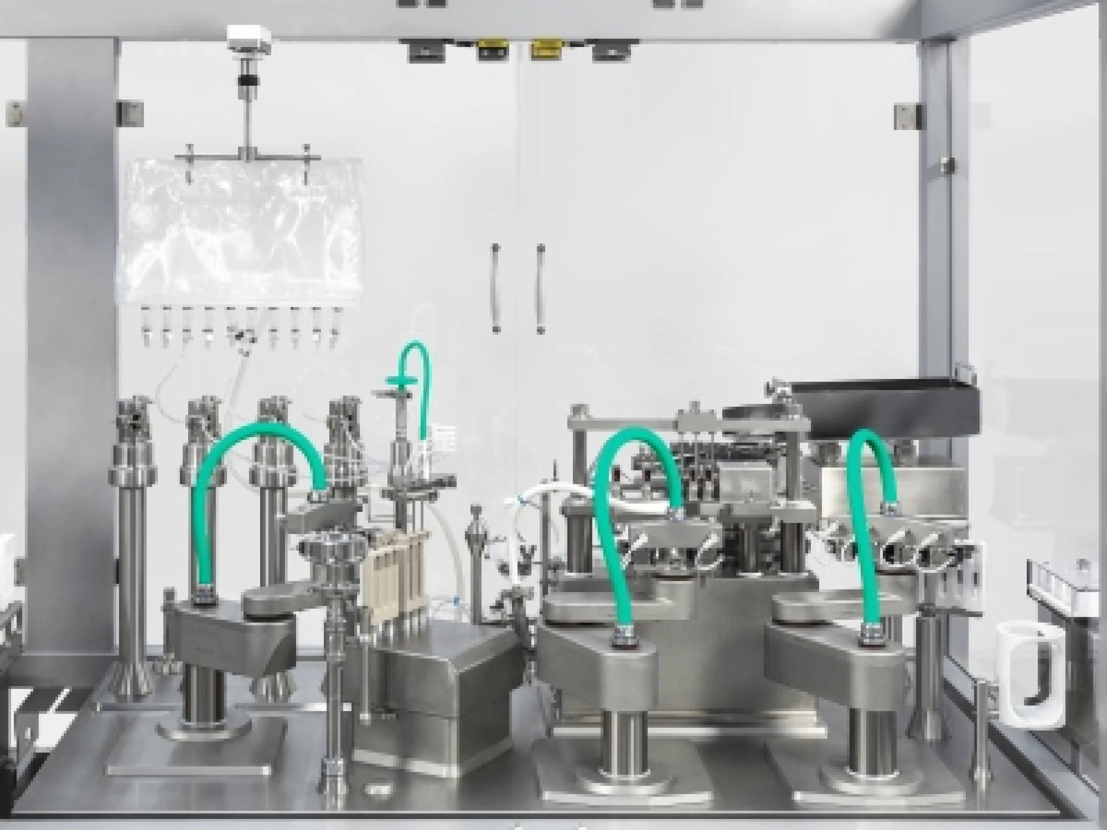 Mit Versynta FFP bietet Syntegon pharmazeutischen Herstellern, Entwicklungslaboren und Biotech-Startups eine Kombination aus Standardisierung, hoher Modularität und kurzen Lieferzeiten
