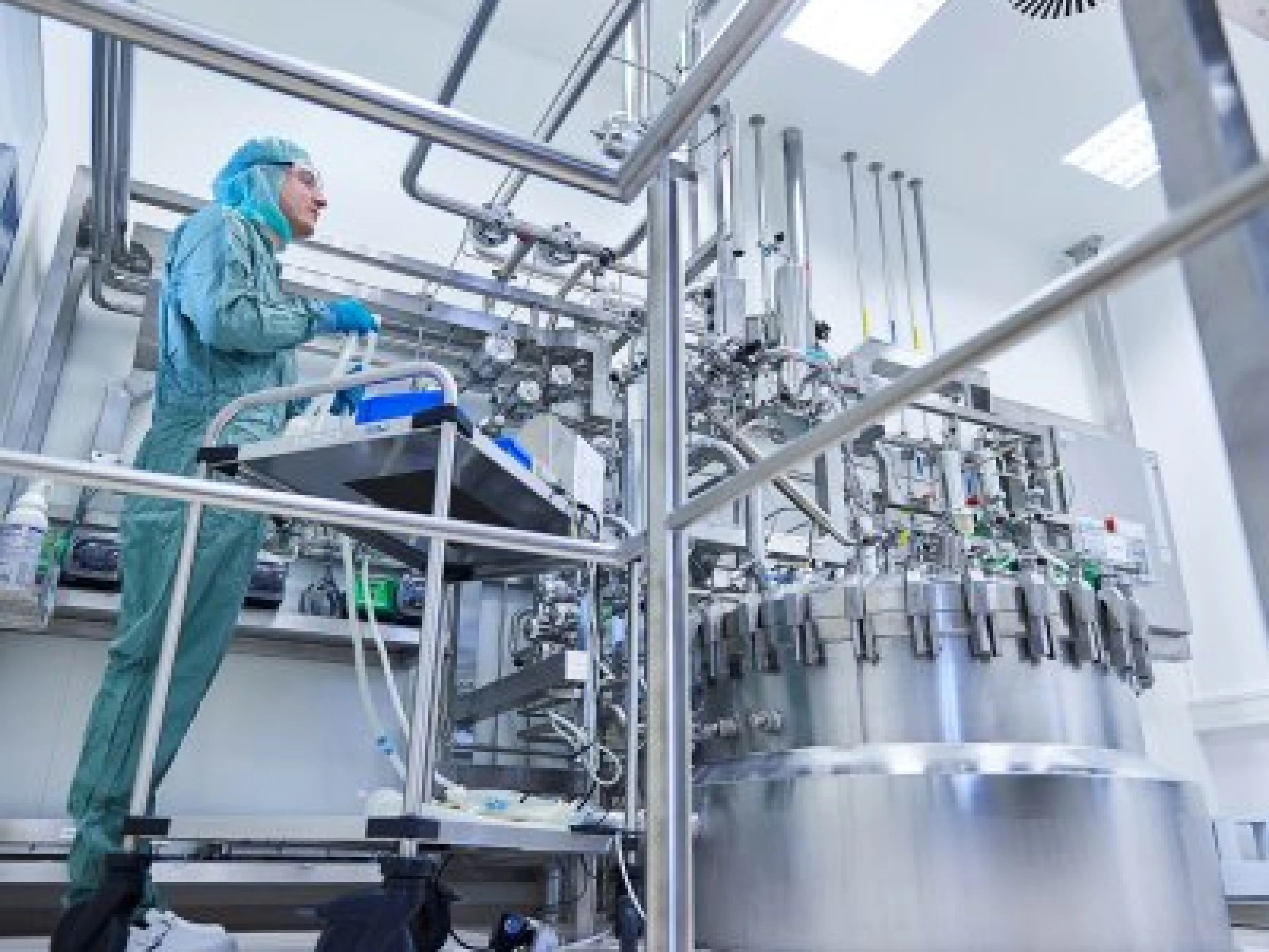 Vetter und Rentschler Biopharma festigen strategische Zusammenarbeit