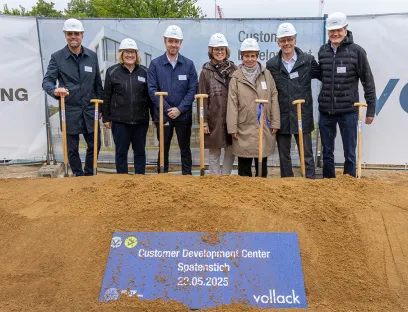 Spatenstich für das neue Customer Development Center von Fette Compacting in Schwarzenbek, Bild: Fette Compacting Spatenstich für das neue Customer Development Center von Fette Compacting in Schwarzenbek