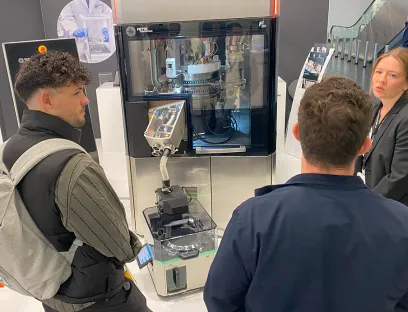 Sowohl auf der Powtech Technopharm als auch auf der Fachpack 2025 standen Lösungen u.a. für die Pharmaindustrie im Fokus