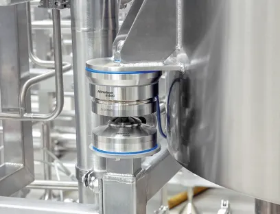 Hygienische Konstruktionsprinzipien spielen auch bei Behälterwaagen und Inspektionssystemen eine zentrale Rolle. Mit dem Wägemodul Novego zeigt Minebea Intec, wie sich hygienisches Design bis ins Detail umsetzen lässt