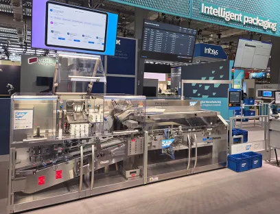 Hightech-Verpackungsmaschine und Plattform für Digital Twins, Condition Monitoring, Smart Services und interoperable Produktion