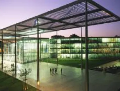 Bayer Unternehmenszentrale in Leverkusen, Bild: Bayer AG Bayer Unternehmenszentrale