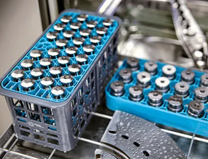 Stempel, Segmente und Matrizen eingebettet in einem umfassenden Hygienesystem