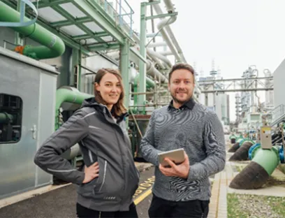 Sarah Teizel und Frank Mollard haben die App „IoT-PLS-Miner“ erfolgreich im Bereich Kälte, Kühlung, Wasser bei Infraserv Höchst etabliert