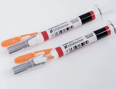 Sterinovas Heparinspritzen mit Needle-Trap Secu, das Nadelschutz mit einer Erstöffnungsindikation verbindet, Bild: Schreiner Medipharm Sterinovas Heparinspritzen mit Needle-Trap Secu, das Nadelschutz mit einer Erstöffnungsindikation verbindet