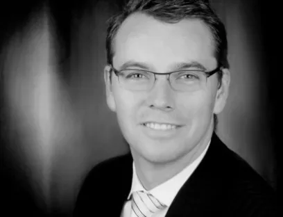 Stefan Moll (im Bild) wird zum 1. Oktober 2016 technischer Geschäftsführer bei Fette Compacting. Neben CEO Olaf J. Müller und CFO Karsten Kühl leitet Stefan Moll als Chief Operating Officer (COO) die Bereiche Forschung und Entwicklung sowie Konstruktion und Produktion, Bild: Fette Compacting Stefan Moll wird zum 1. Oktober 2016 technischer Geschäftsführer bei Fette Compacting