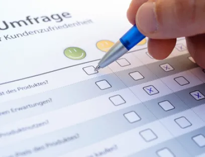 Pharmakonzerne müssen in ihren Marketingaktivitäten auf immer mehr unterschiedliche Zielgruppen eingehen, Bild: © cirquedesprit - Fotolia.com Umfrage