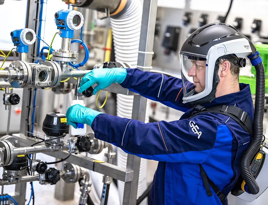 für mechanische Trenntechnik: Explosionsgeschützter Versuch nach Atex-Standard im Process Test Center in Oelde