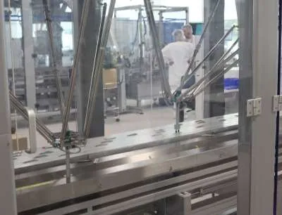 Pneumatisch betriebene Pick-&-Place-Anlage