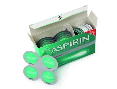 Doppelkammerfaltschachtel mit Aspirin-Tabletten im Vierer-Streifen von Bayer, Bild: Romaco Aspirin-Tabletten im Vierer-Streifen